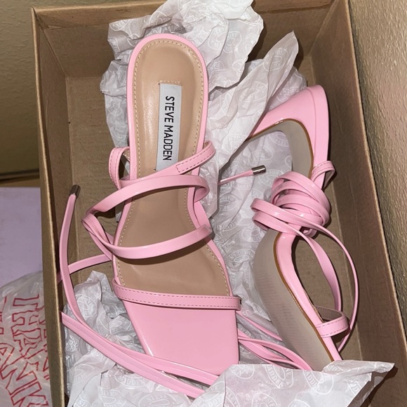 Steve Madden lace up heels brand new - Picture 1 of 2